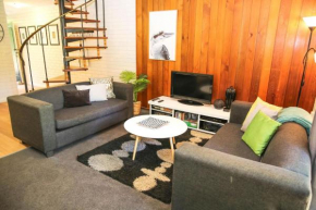 Cedar Holiday Units - Apartment 4